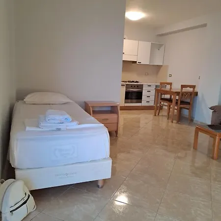 Picco House Apartment Sarande